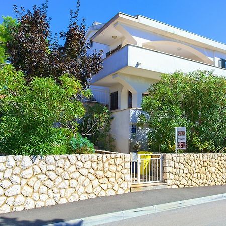 Apartments Vlatko Krk Town Zewnętrze zdjęcie