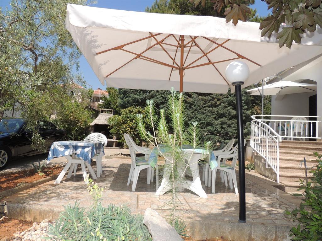 Apartments Vlatko Krk Town Zewnętrze zdjęcie