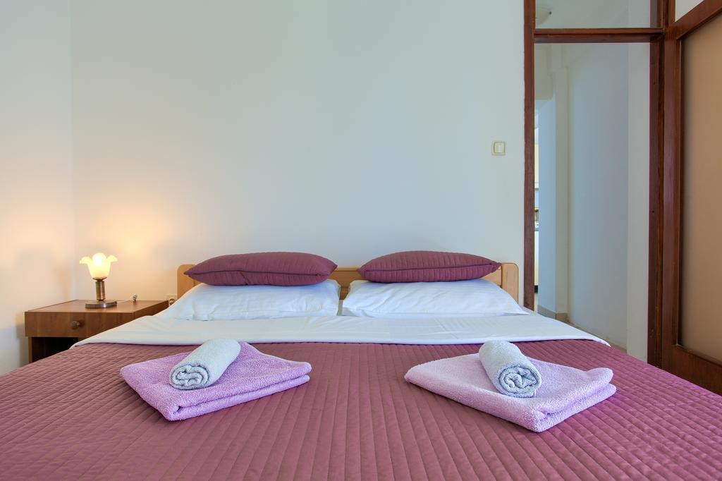 Apartments Vlatko Krk Town Zewnętrze zdjęcie