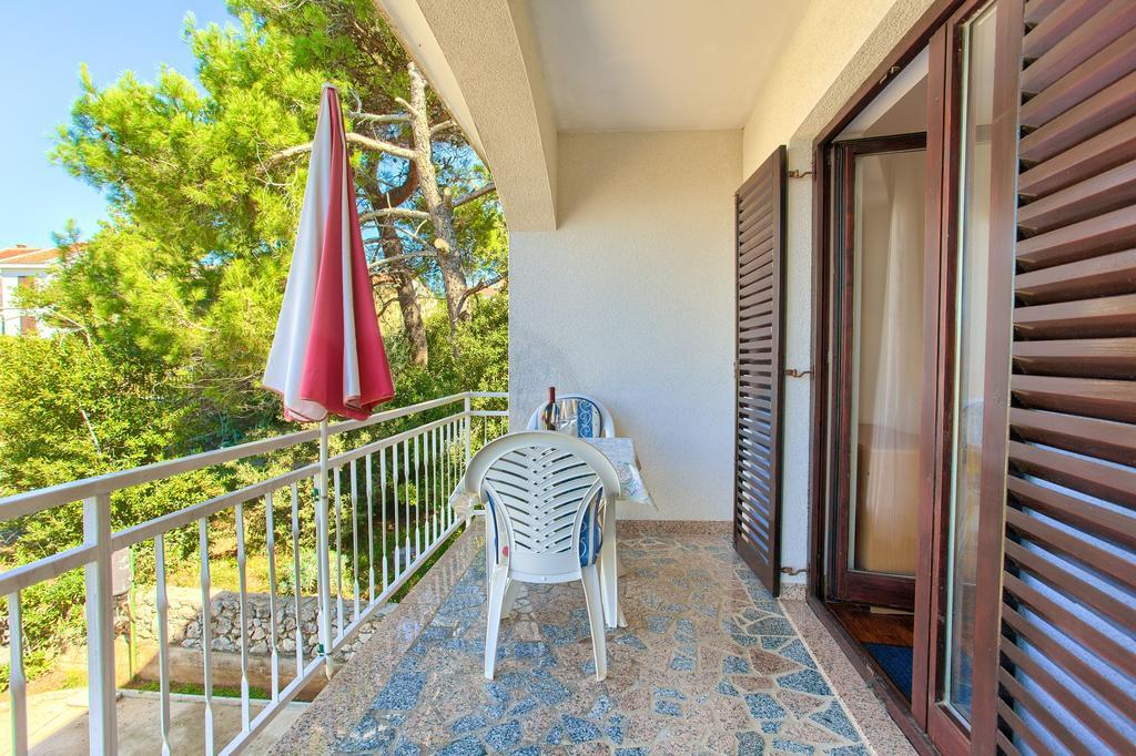 Apartments Vlatko Krk Town Zewnętrze zdjęcie