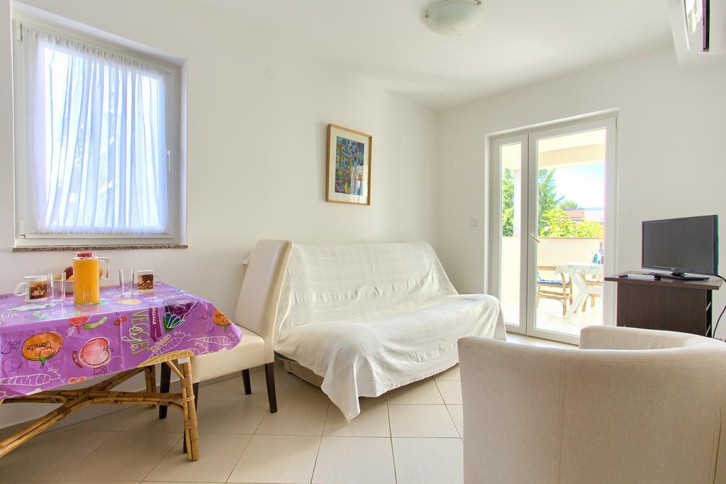 Apartments Vlatko Krk Town Zewnętrze zdjęcie