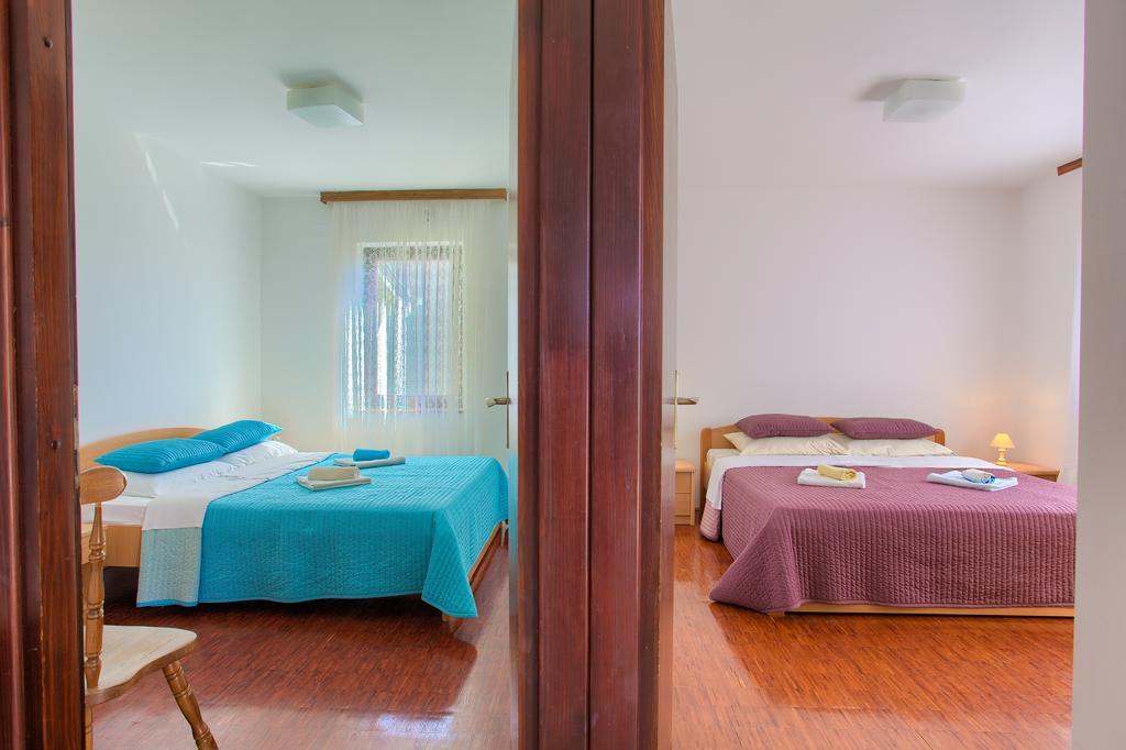 Apartments Vlatko Krk Town Zewnętrze zdjęcie